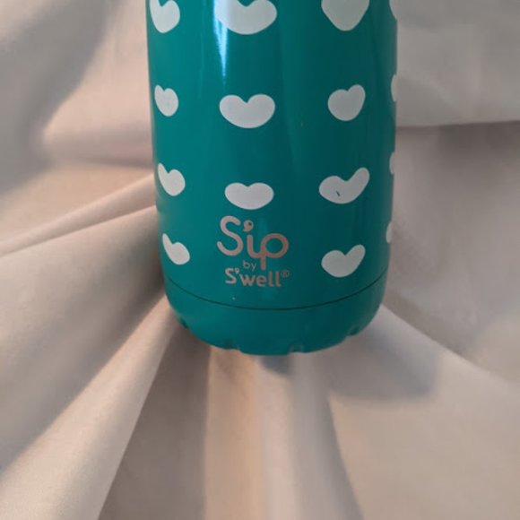 Sip by S'well Teal Bottle with White Hearts - Picture 6 of 7